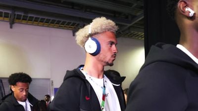 antonee robinson beats headphones